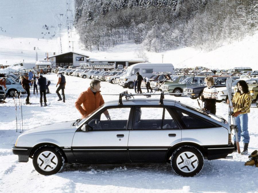  Opel Ascona CC SR 1981 года  (фото 4 из 11)